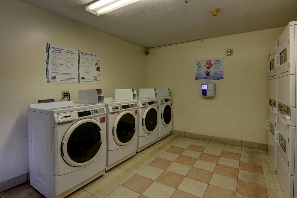 Sun Suites Of Jacksonville Bagian luar foto
